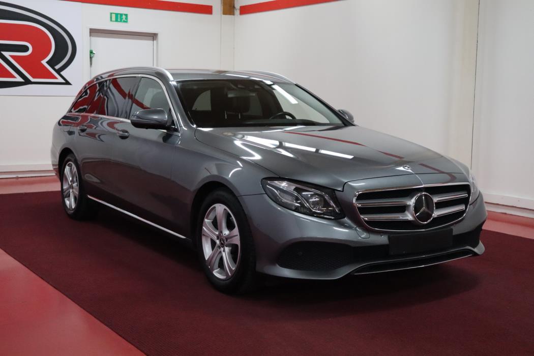 MERCEDES-BENZ E 2017