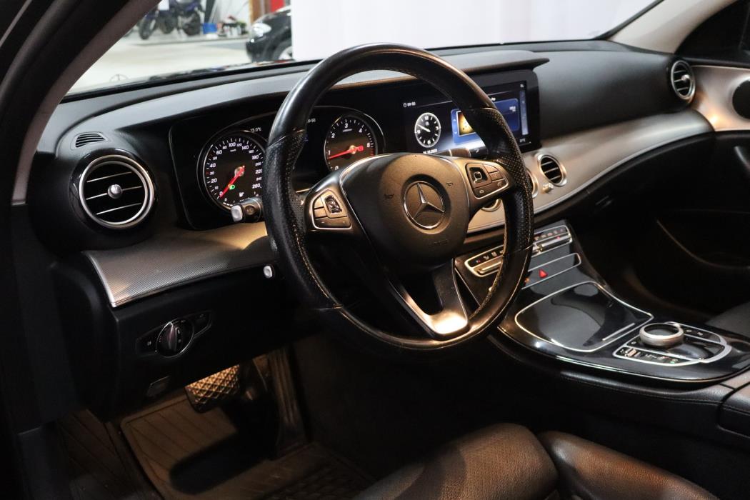 MERCEDES-BENZ E 2018