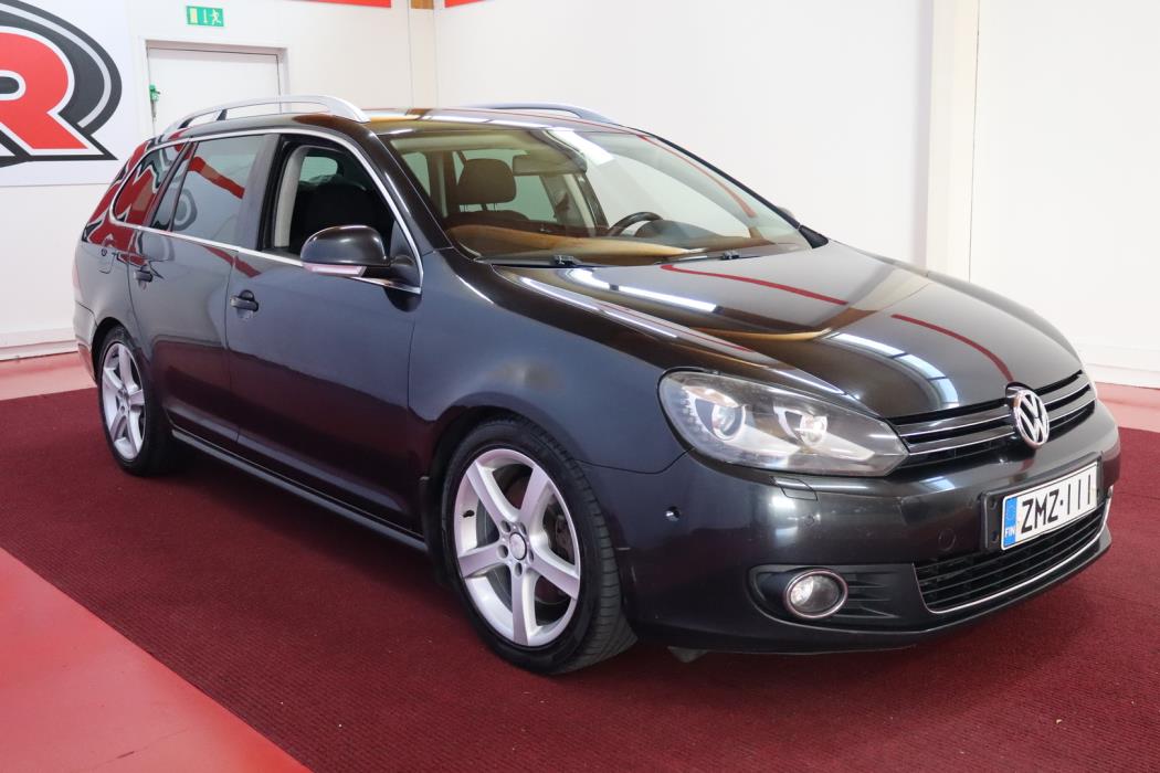 VOLKSWAGEN Golf 2011