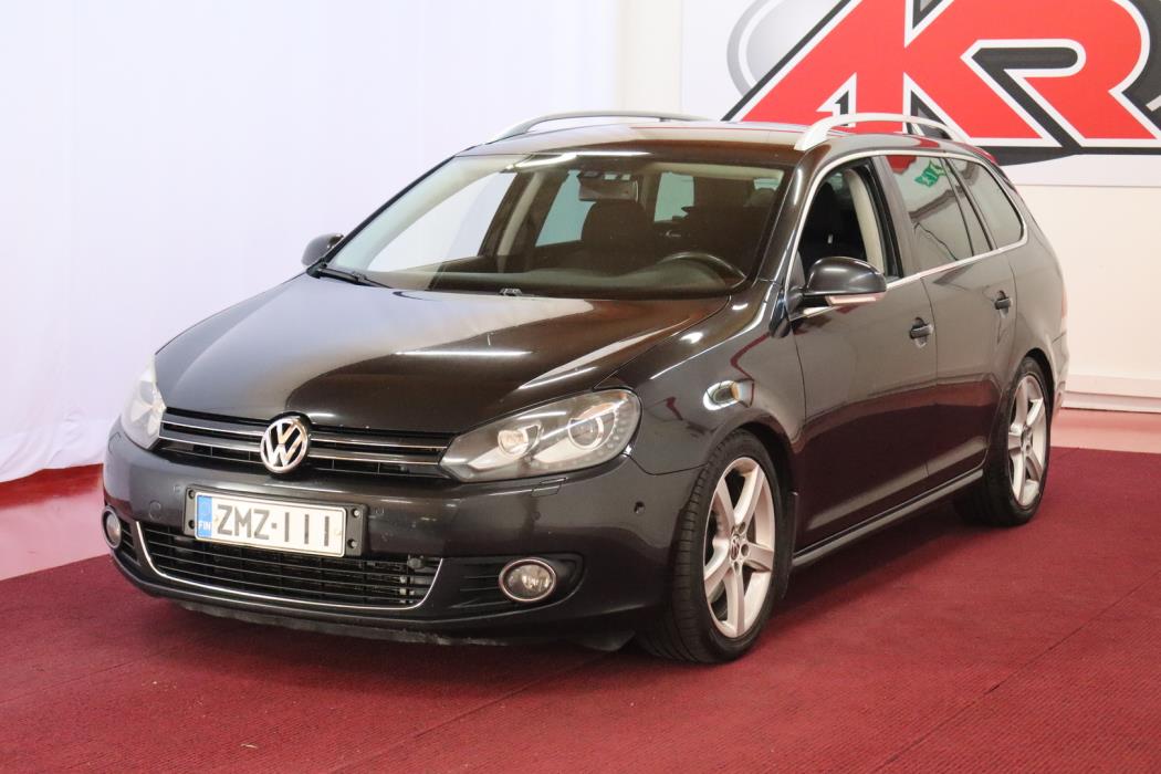 VOLKSWAGEN Golf 2011