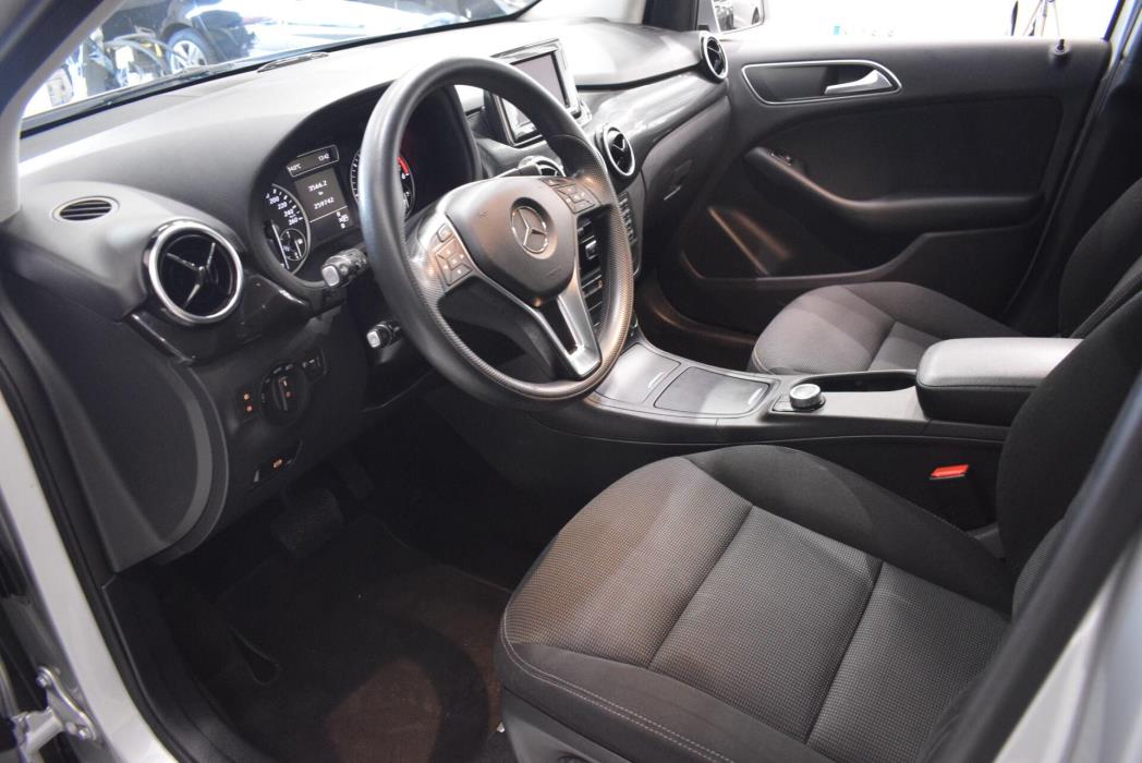 MERCEDES-BENZ B 2014