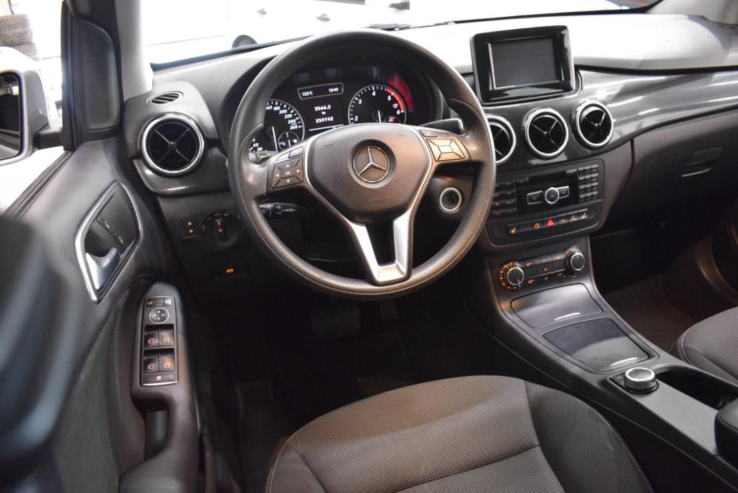 MERCEDES-BENZ B 2014