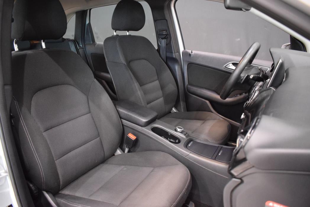 MERCEDES-BENZ B 2014