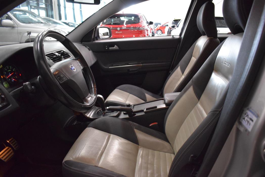 VOLVO S40 2010