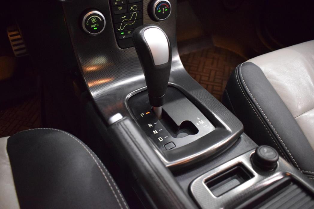 VOLVO S40 2010