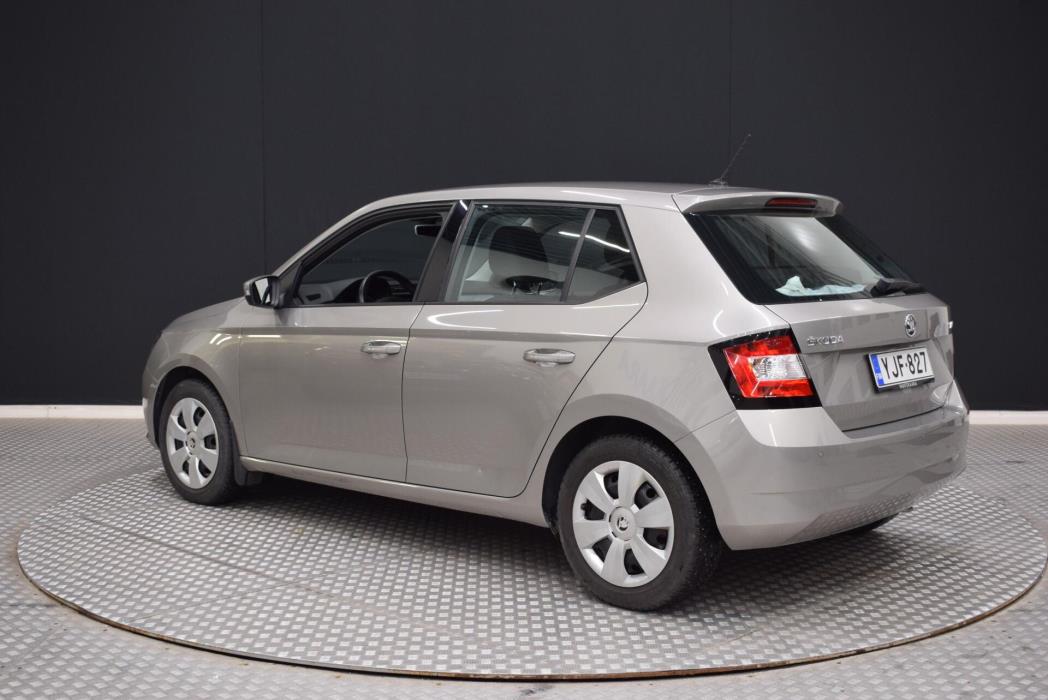 SKODA Fabia 2016