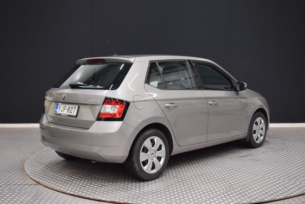 SKODA Fabia 2016