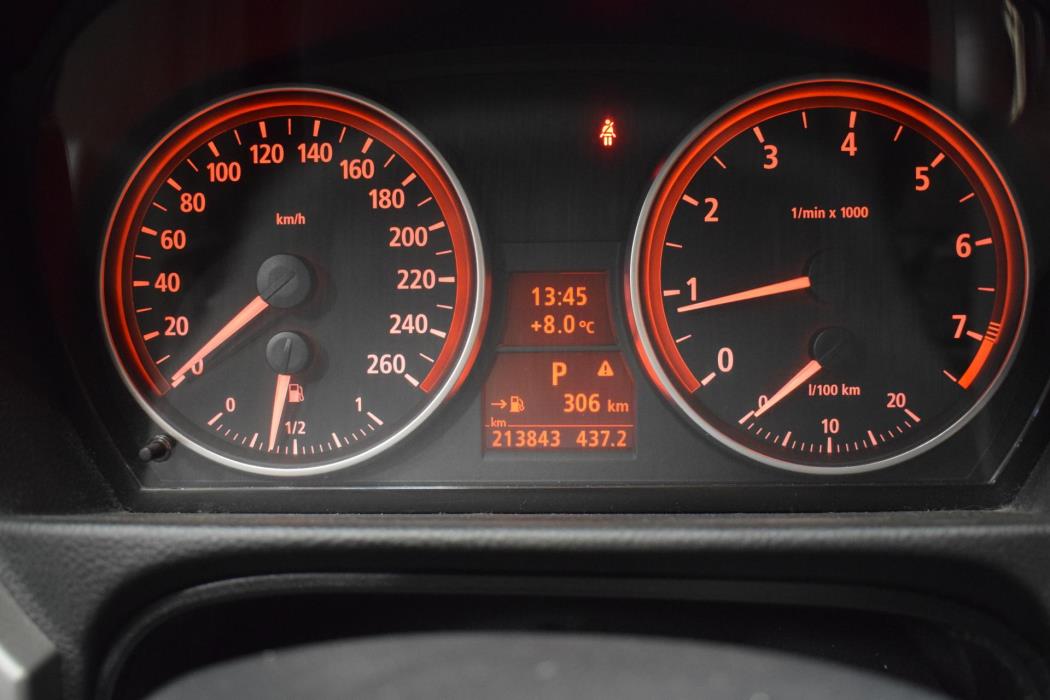 BMW 325 2006