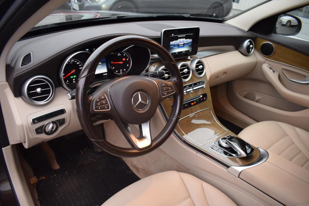 MERCEDES-BENZ C 2016