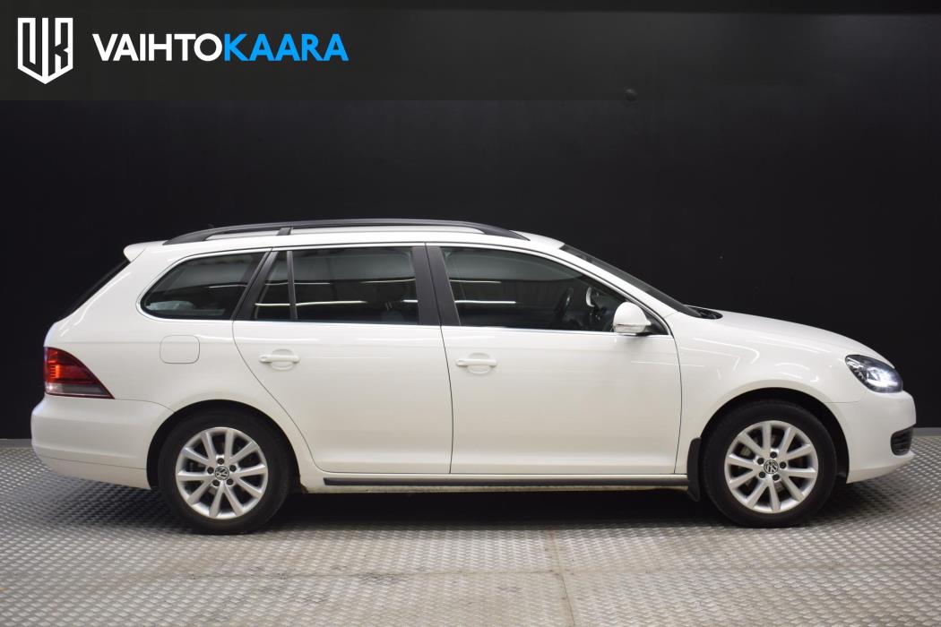 VOLKSWAGEN Golf 2012