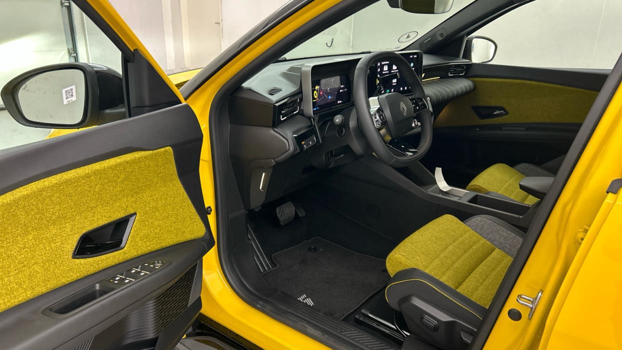RENAULT 5 2025