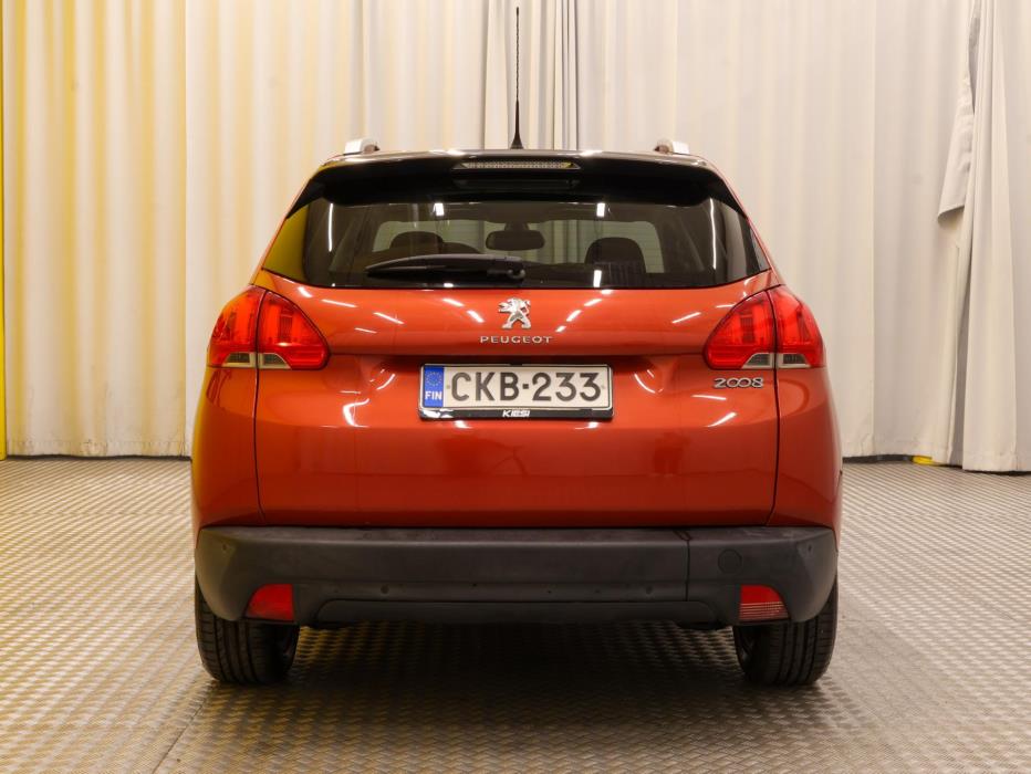 PEUGEOT 2008 2015