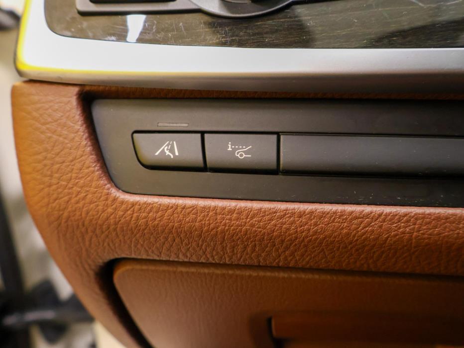 BMW 525 2010