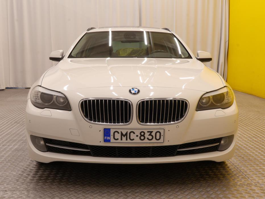 BMW 525 2010