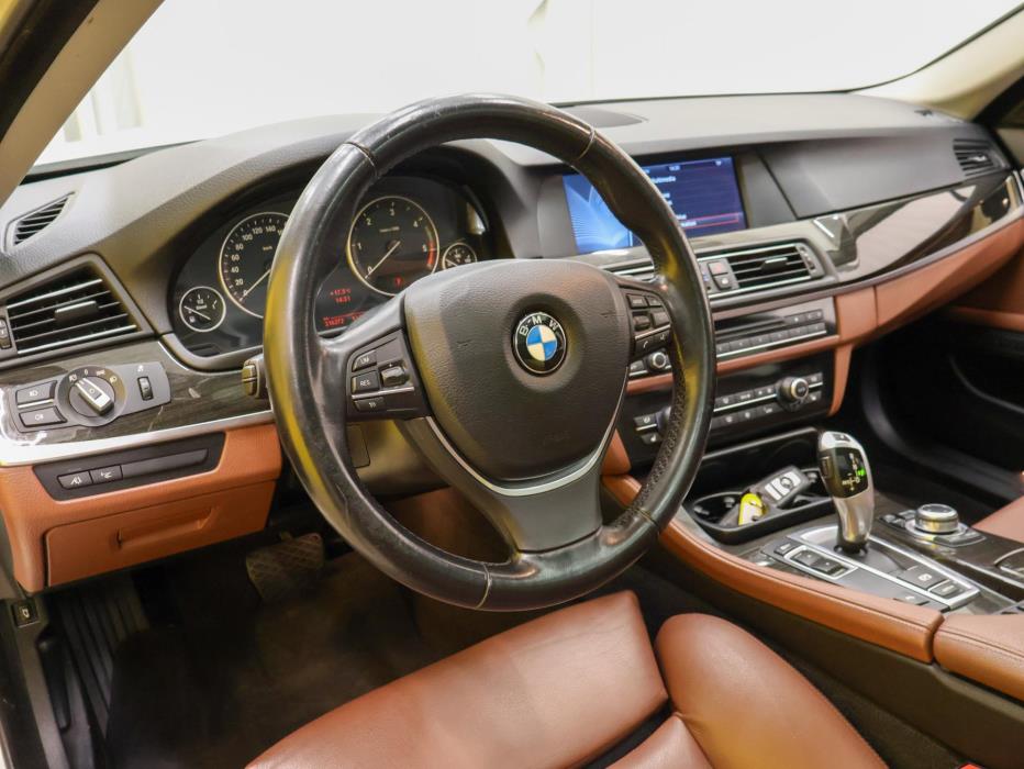 BMW 525 2010