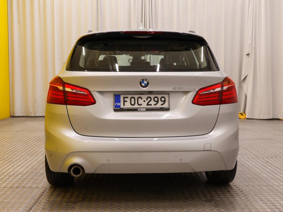 BMW 225 2018