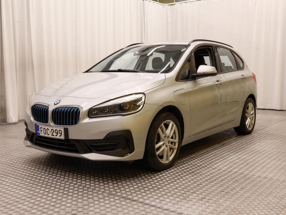 BMW 225 2018