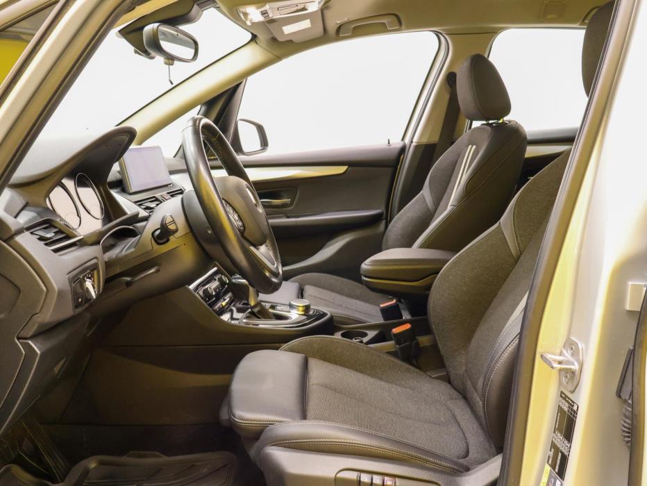 BMW 225 2018