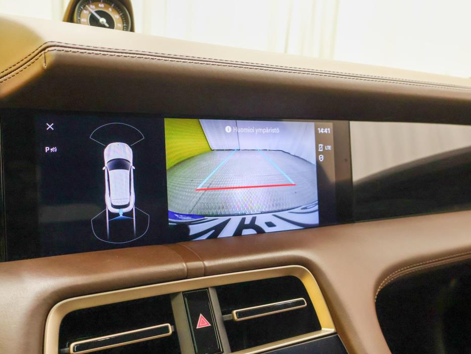 PORSCHE Taycan 2022