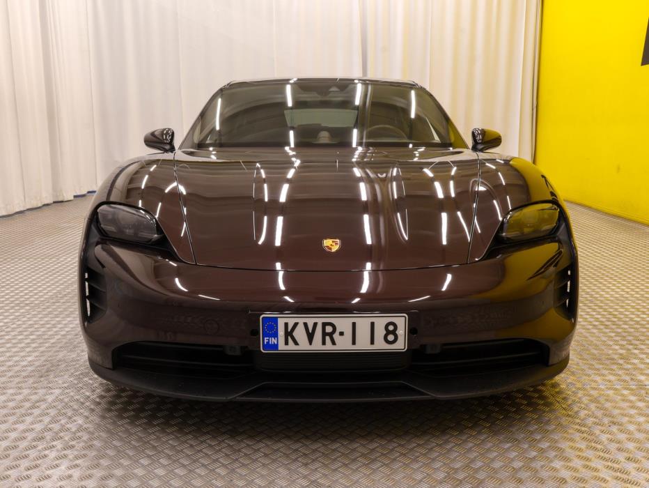PORSCHE Taycan 2022