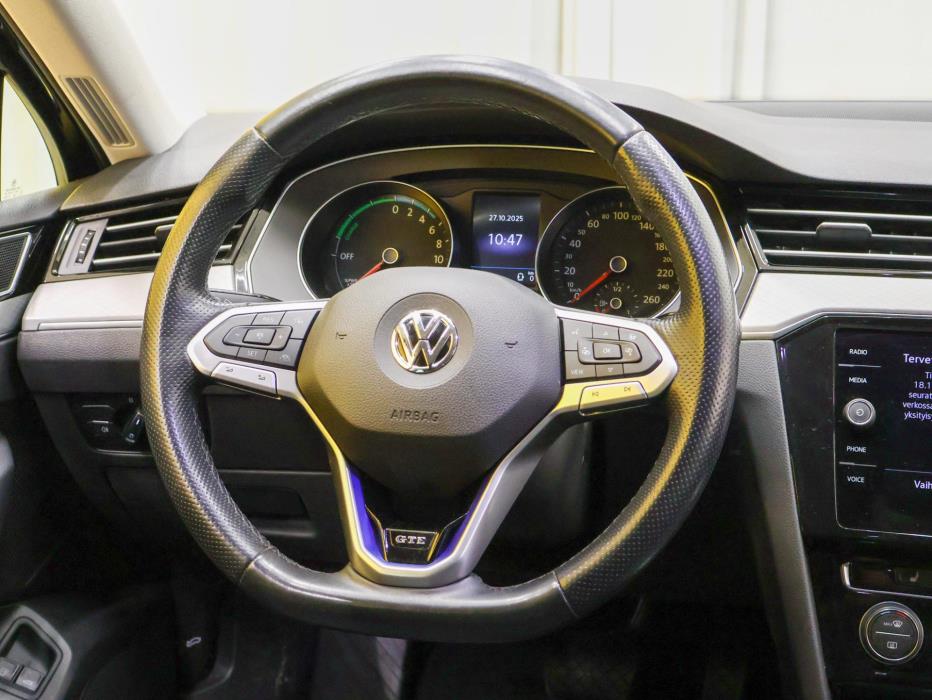 VOLKSWAGEN Passat 2020
