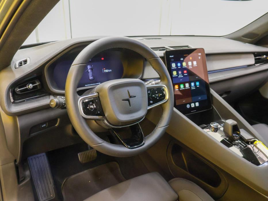 POLESTAR 2 2023