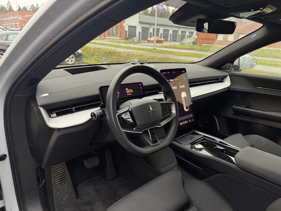 POLESTAR 3 2025
