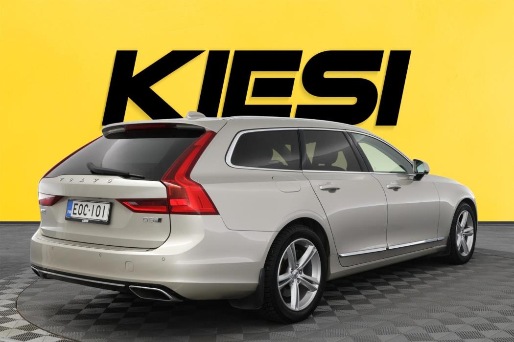 VOLVO V90 2016