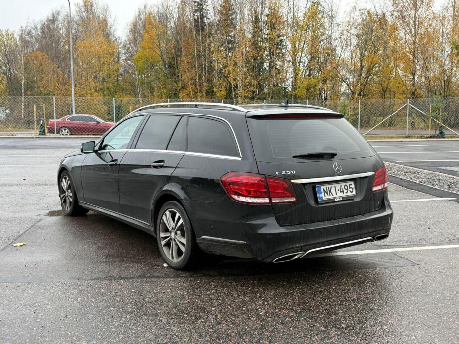 MERCEDES-BENZ E 2013
