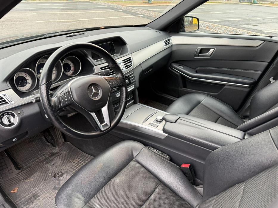 MERCEDES-BENZ E 2013
