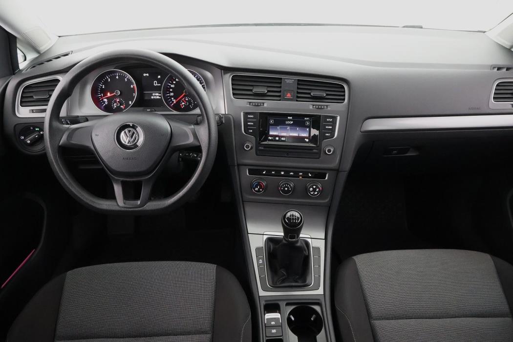 VOLKSWAGEN Golf 2013