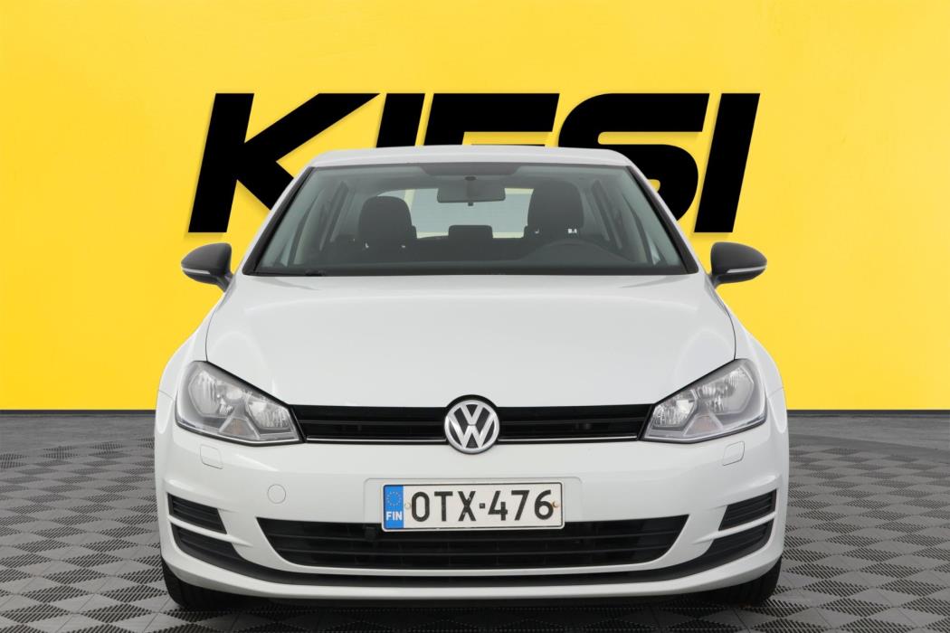 VOLKSWAGEN Golf 2013
