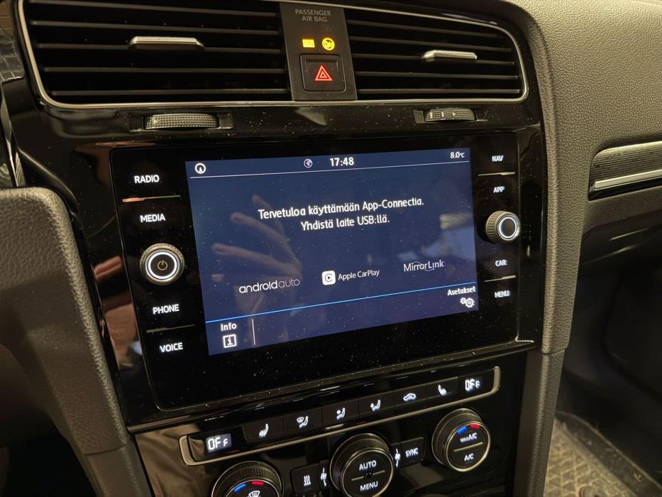 VOLKSWAGEN Golf 2019