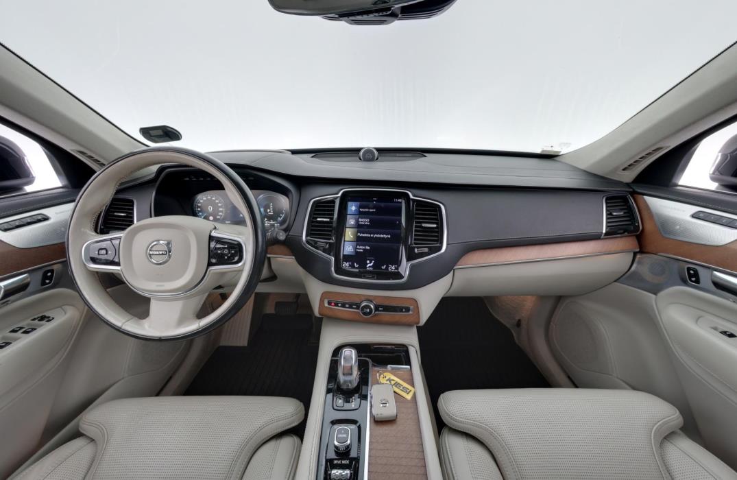 VOLVO XC90 2017