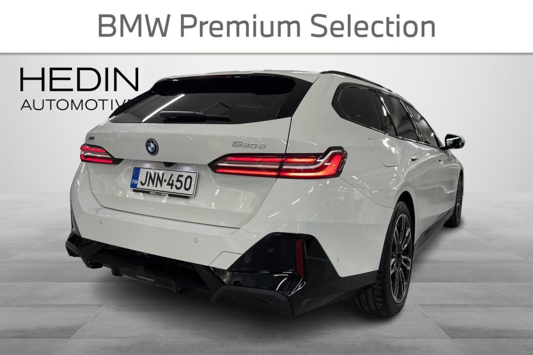 BMW 530 2025