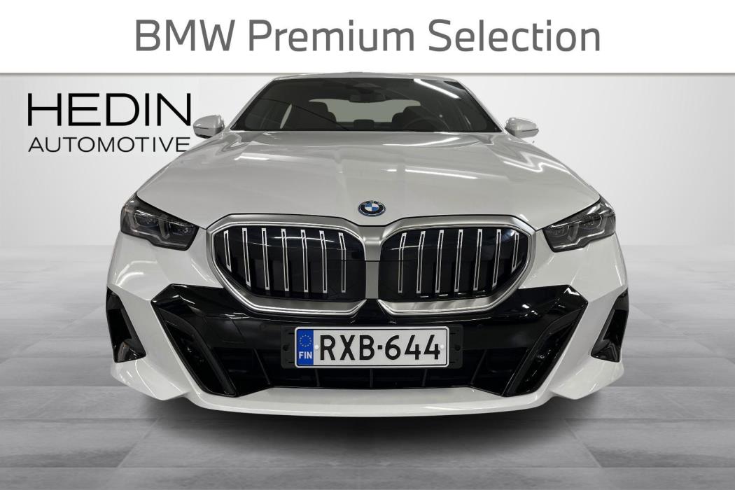 BMW 530 2025