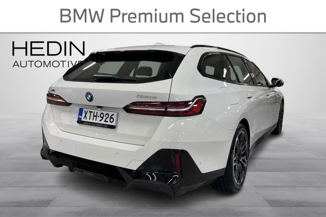 BMW 530 2025