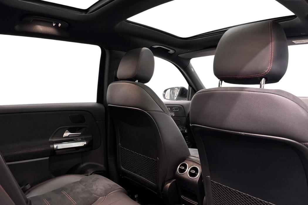 Mercedes-Benz EQB 2025