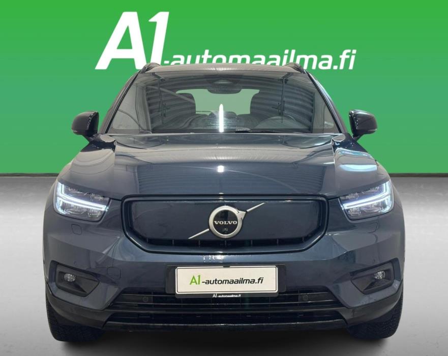 VOLVO XC40 2021