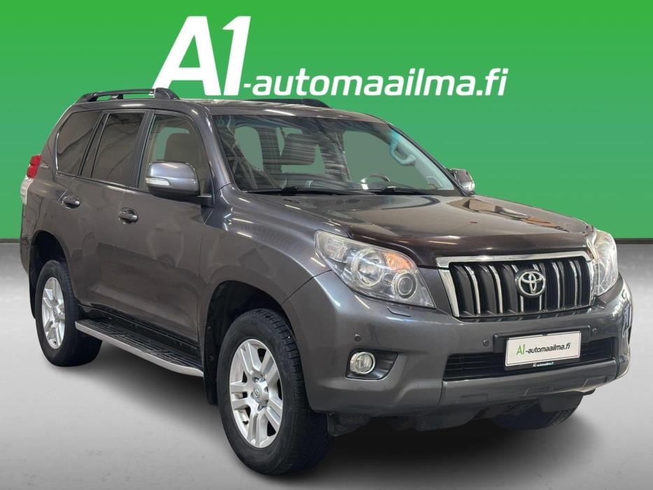 TOYOTA Land Cruiser 2012