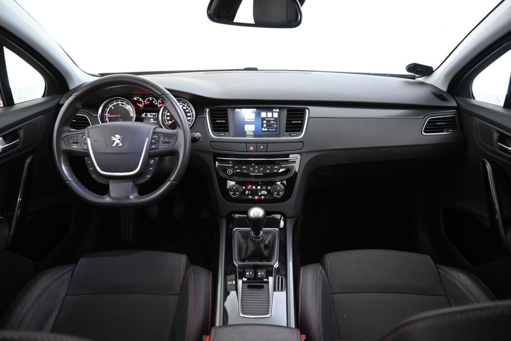 PEUGEOT 508 2017