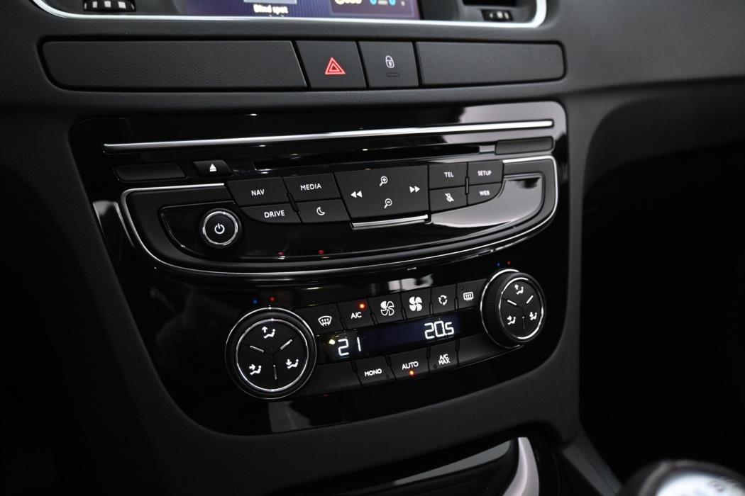 PEUGEOT 508 2017