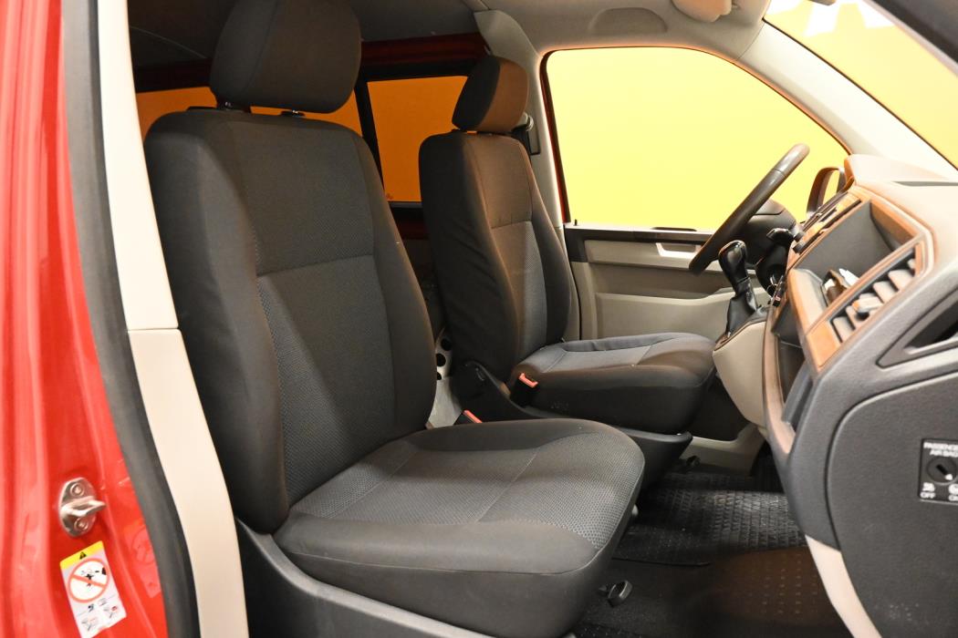 VOLKSWAGEN Transporter 2017