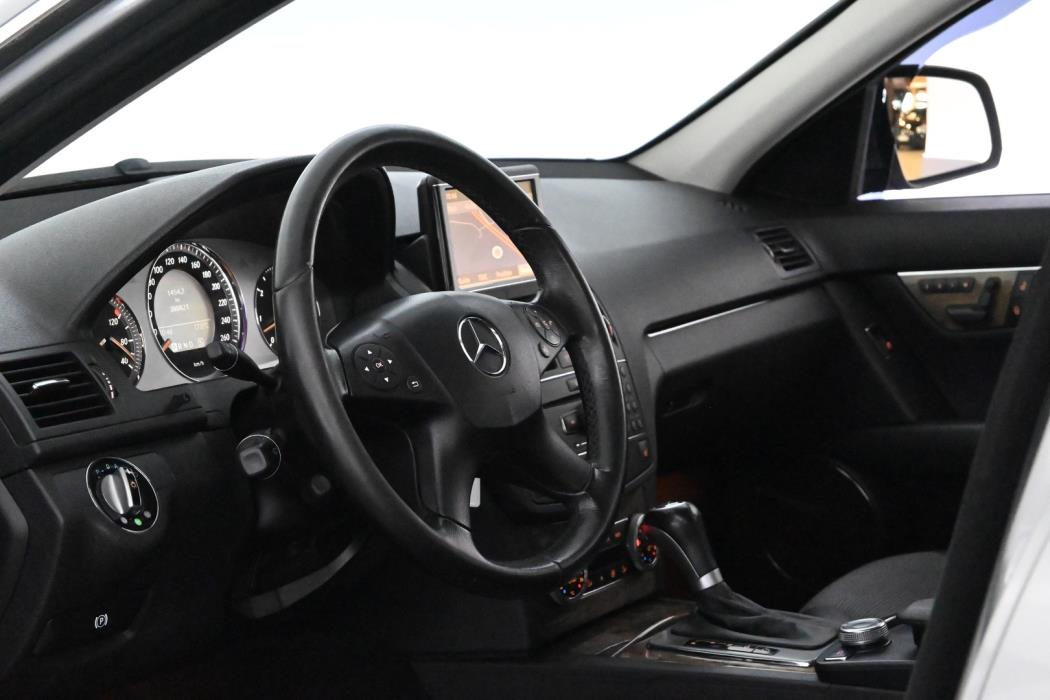 MERCEDES-BENZ C 2008