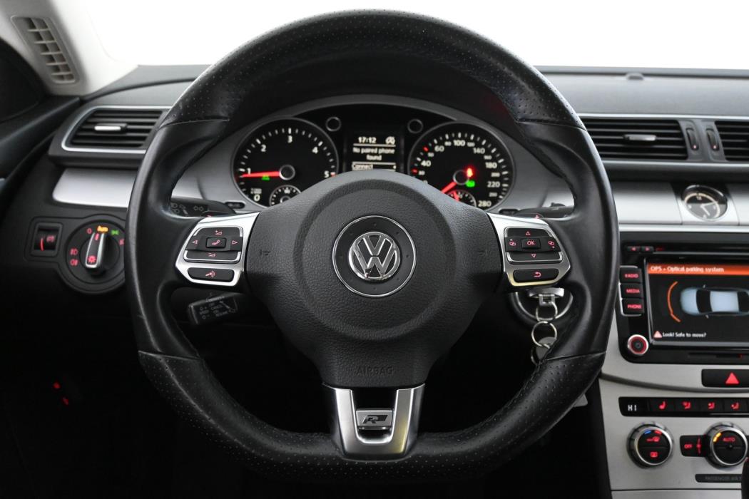 VOLKSWAGEN PASSAT CC 2015