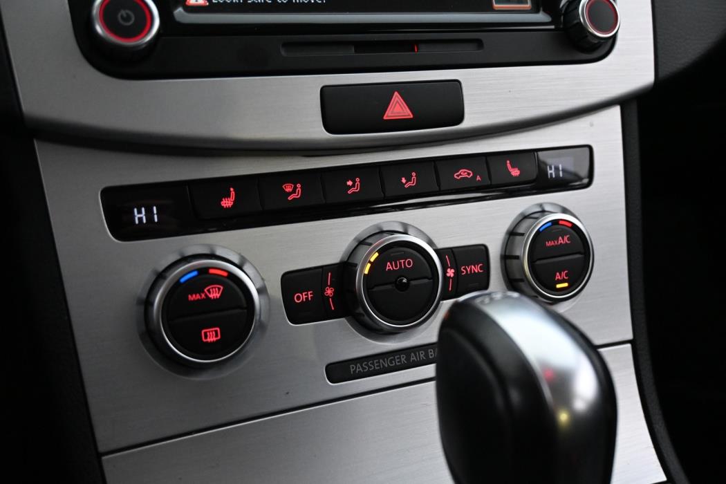 VOLKSWAGEN PASSAT CC 2015