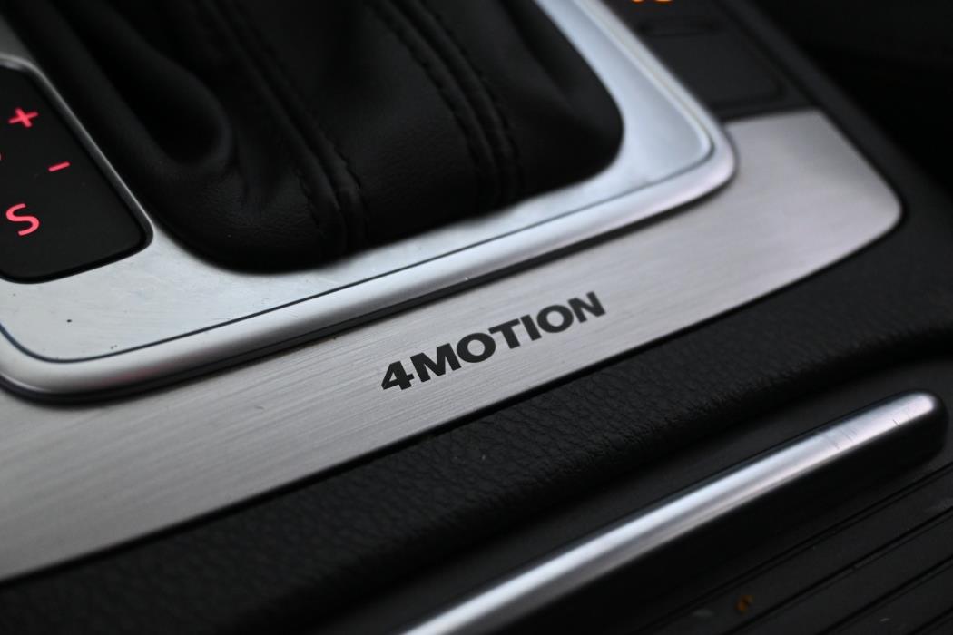 VOLKSWAGEN PASSAT CC 2015