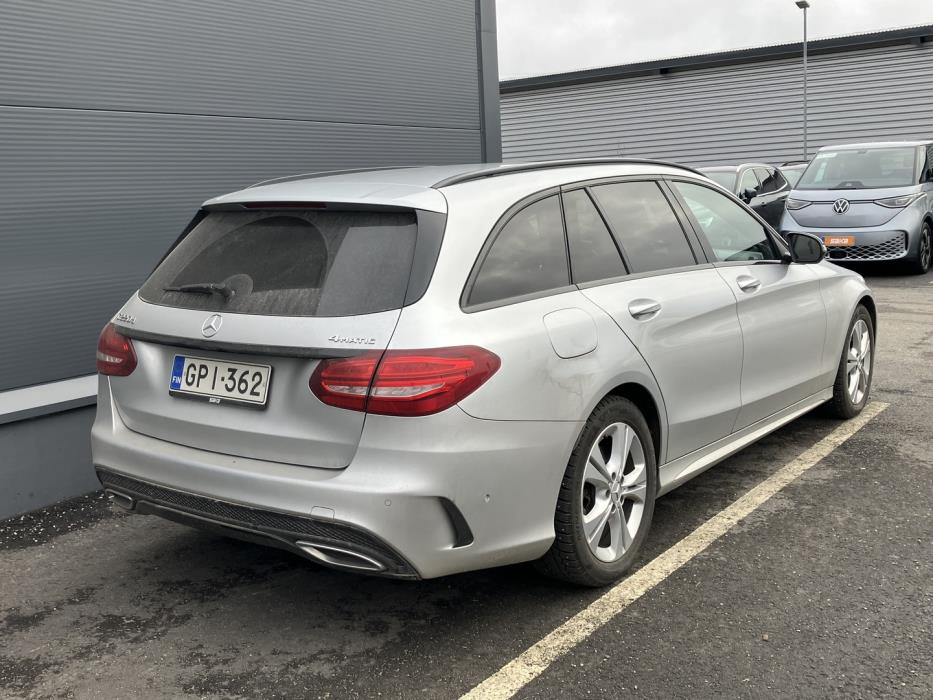 MERCEDES-BENZ C 2017