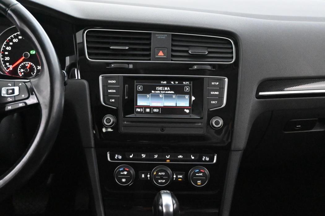 VOLKSWAGEN Golf 2013