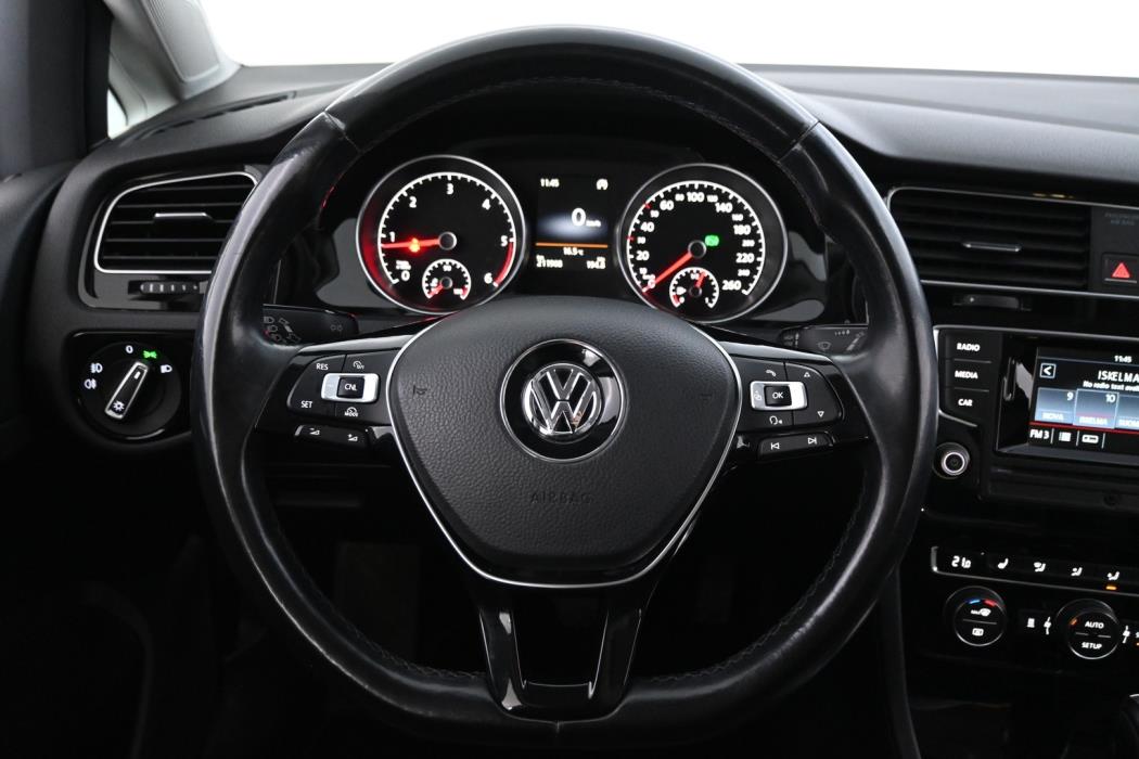 VOLKSWAGEN Golf 2013